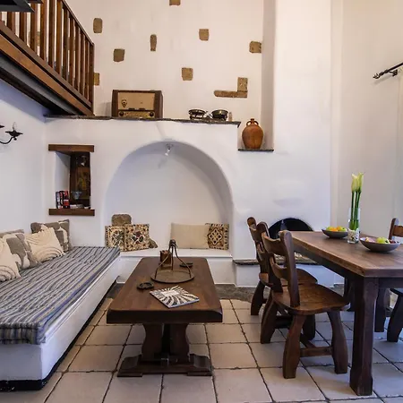 Nostalgia Apartment Faliraki