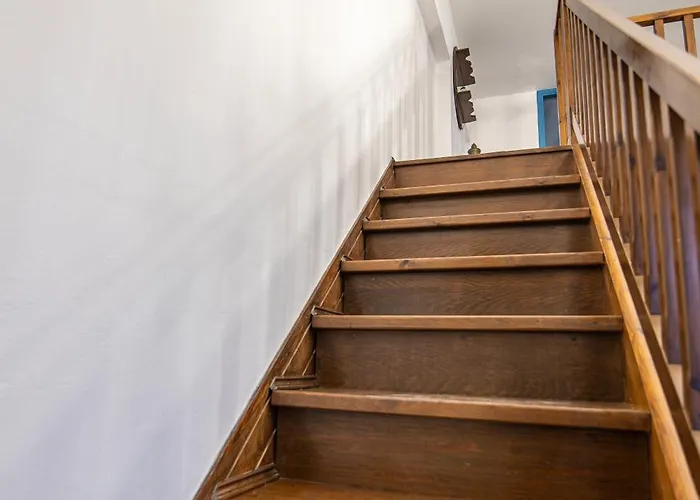 شقة Nostalgia فاليراكي